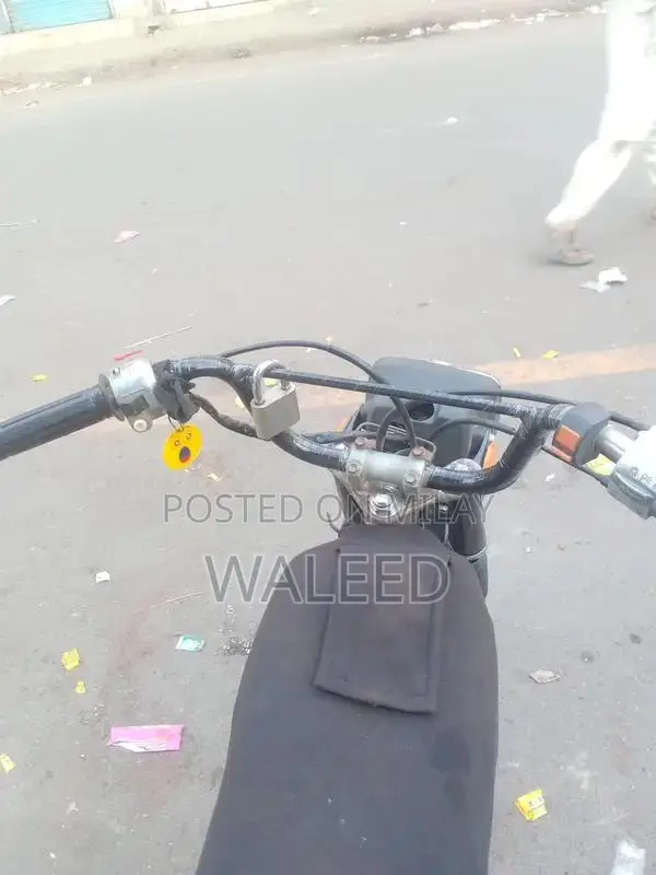 Honda 70cc Motorcycle - Well-Maintained Condition