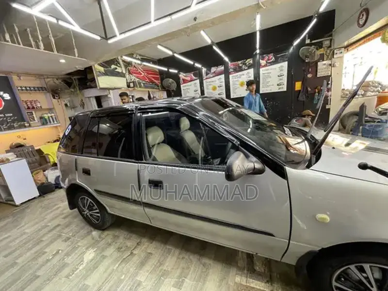 Suzuki Cultus 2010 VXR - Family Sedan with Advanced Features