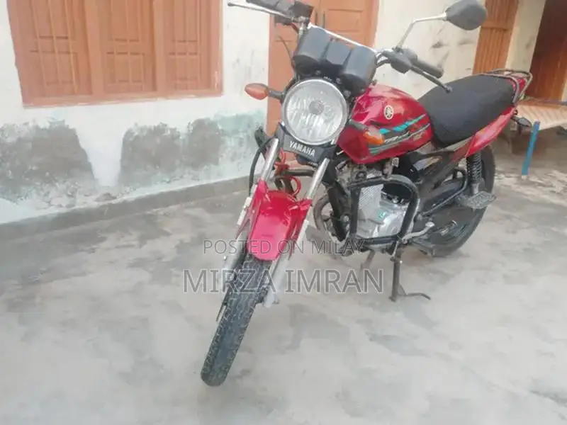 Yamaha YBZ 125 Motorcycle 2022 Model