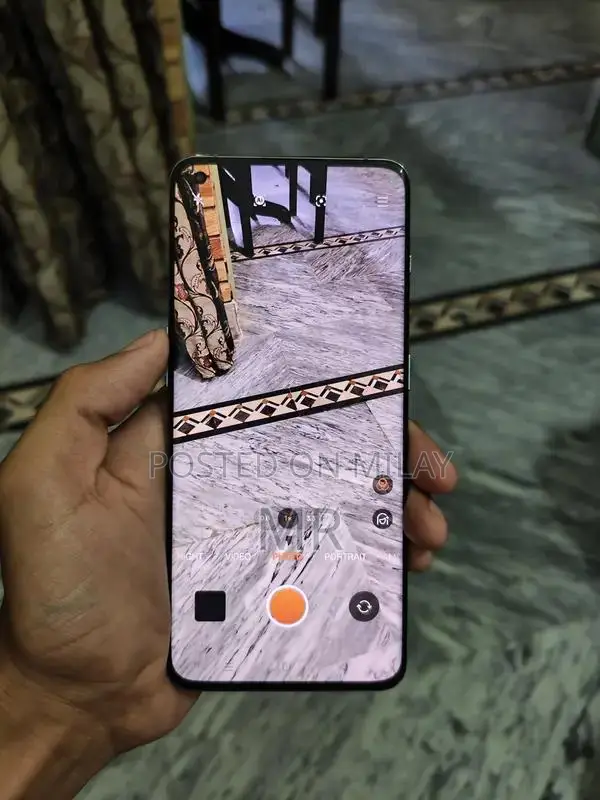 OnePlus 10 Pro High-Performance Gaming Smartphone