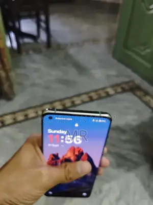 OnePlus 10 Pro High-Performance Gaming Smartphone