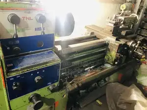 Heavy Duty Centre Lathe Machine for Industrial Machining