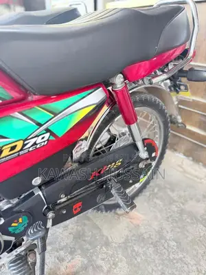 Photo - Honda CD70 Motorcycle - Well-Maintained Commuter Bike