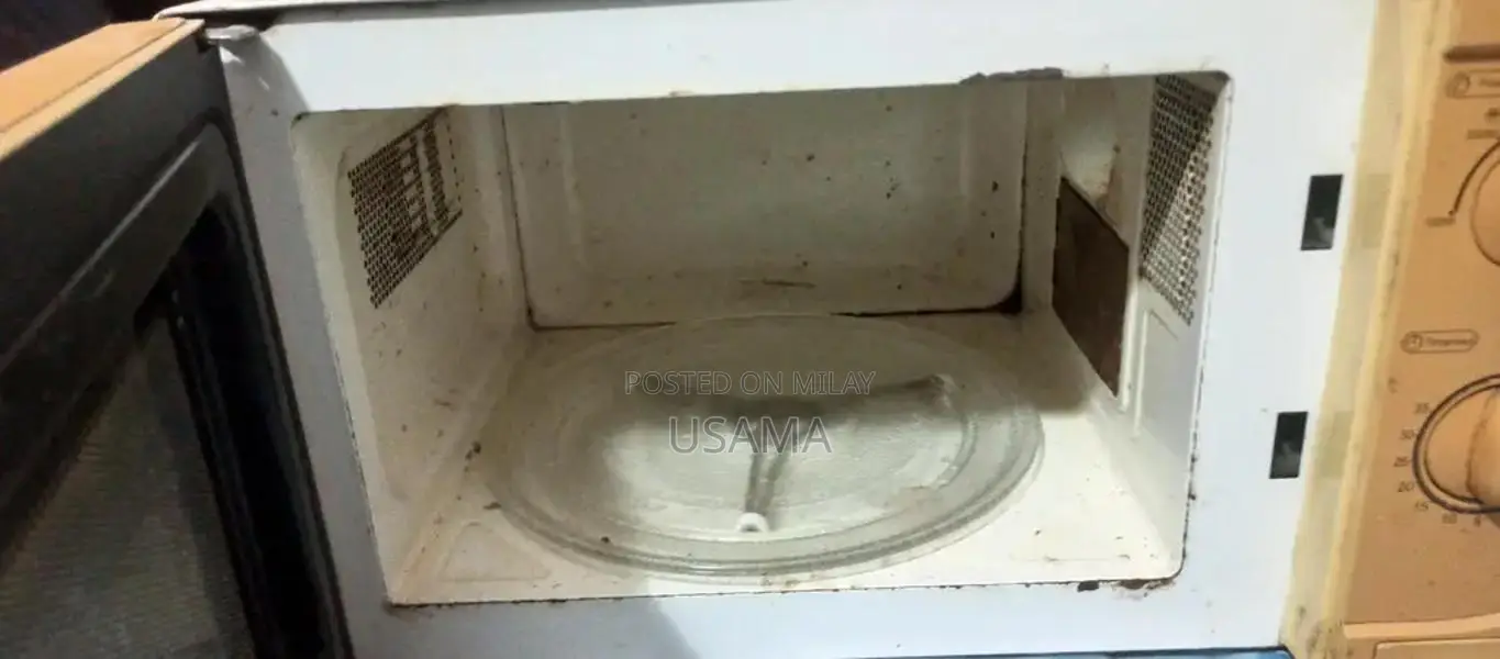 Used Microwave Oven in Good Condition