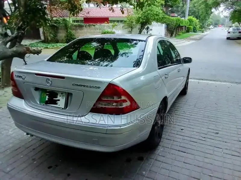 Mercedes-Benz C200 W203 Sedan - Low Mileage, Excellent Condition