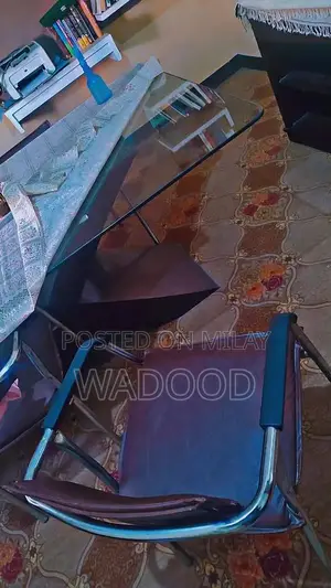 Modern 6-Seat Dining Table Set with Glass Top and Wooden Base