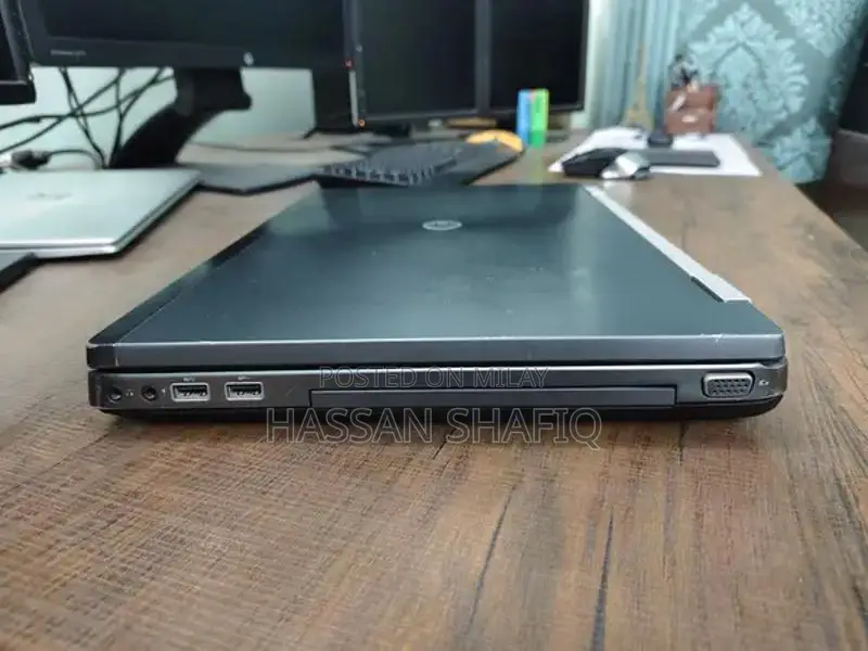 HP EliteBook 8560w Mobile Workstation Laptop