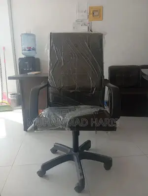 Photo - Executive Office Chair with 360° Swivel Wheels