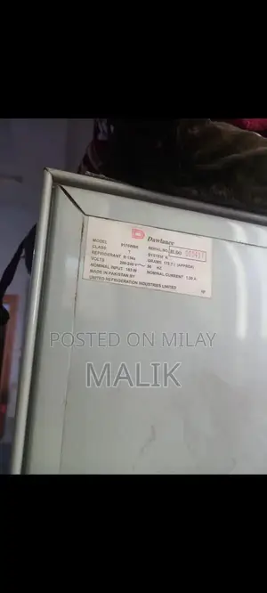 Dawlance Full Size Refrigerator - Excellent Condition