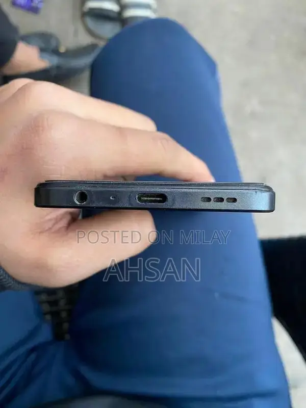 Oppo F21 Pro Dual SIM Smartphone with In-Display Fingerprint