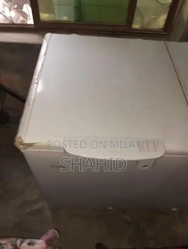 Haier Inverter Freezer - High-Efficiency White Refrigeration Solution