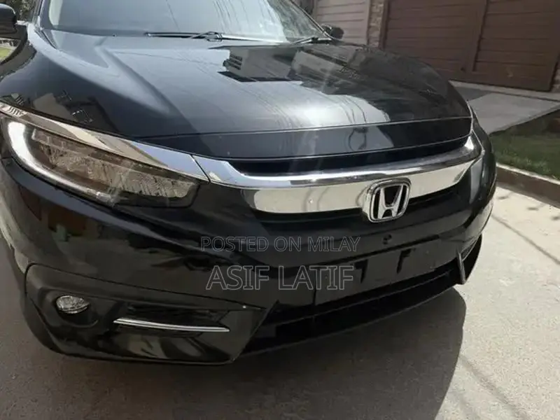 Honda Civic Oriel Sedan - 1.8L i-VTEC CVT Transmission