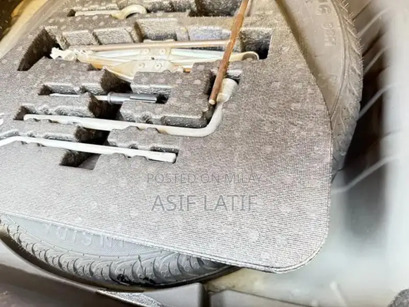 Honda Civic Oriel Sedan - 1.8L i-VTEC CVT Transmission