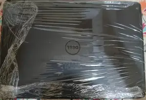 Photo - Dell Latitude E7450 Business Laptop - 5th Gen Core i5