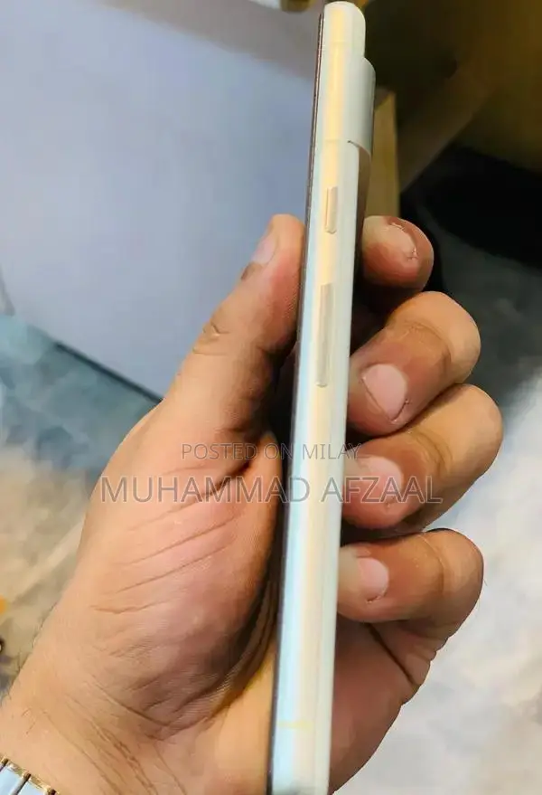 Google Pixel 7 Smartphone - Premium White Condition Device