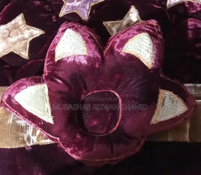 Soft Baby Bed Set with Decorative Cut Work and Multiple Pillows