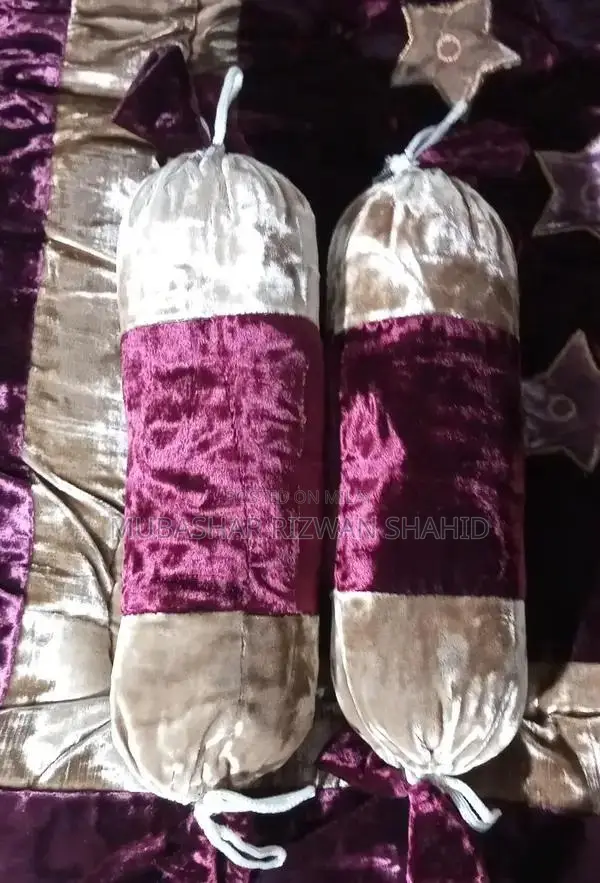 Soft Baby Bed Set with Decorative Cut Work and Multiple Pillows