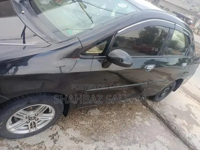 Honda City IDSI Sedan - Reliable Family Compact Car