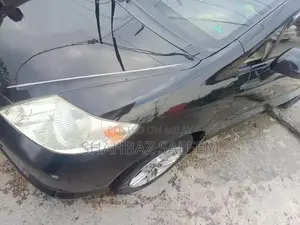 Honda City IDSI Sedan - Reliable Family Compact Car