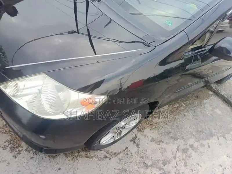 Honda City IDSI Sedan - Reliable Family Compact Car