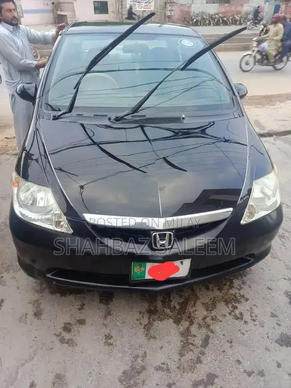 Honda City IDSI Sedan - Reliable Family Compact Car