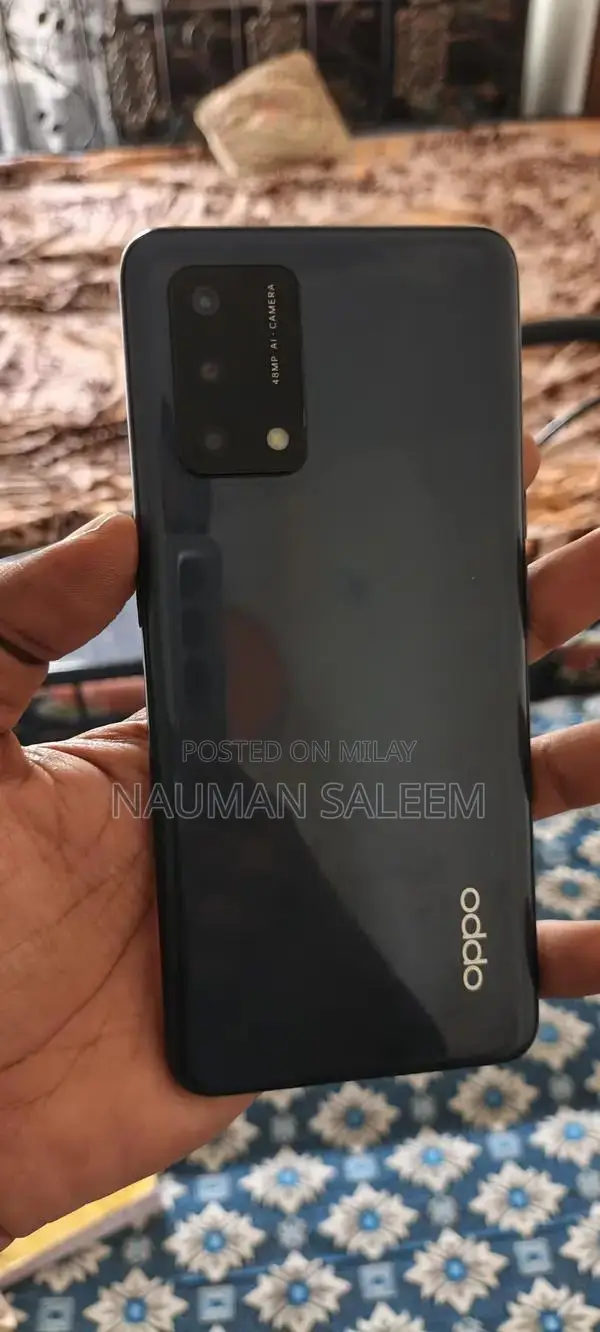 Compact OPPO Smartphone with Advanced Features