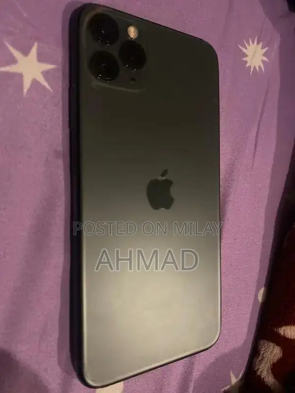 Apple iPhone 11 Pro Max Premium Smartphone