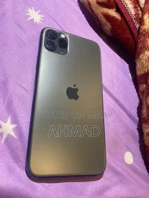 Apple iPhone 11 Pro Max Premium Smartphone