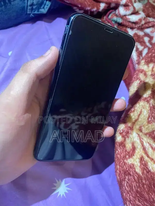 Apple iPhone 11 Pro Max Premium Smartphone