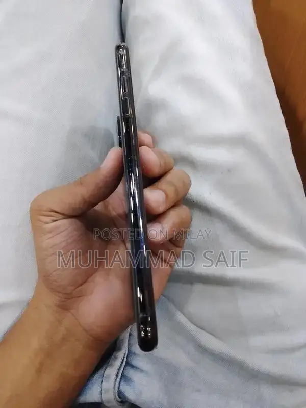 Apple iPhone XS Max 64GB Smartphone with PTA Approval