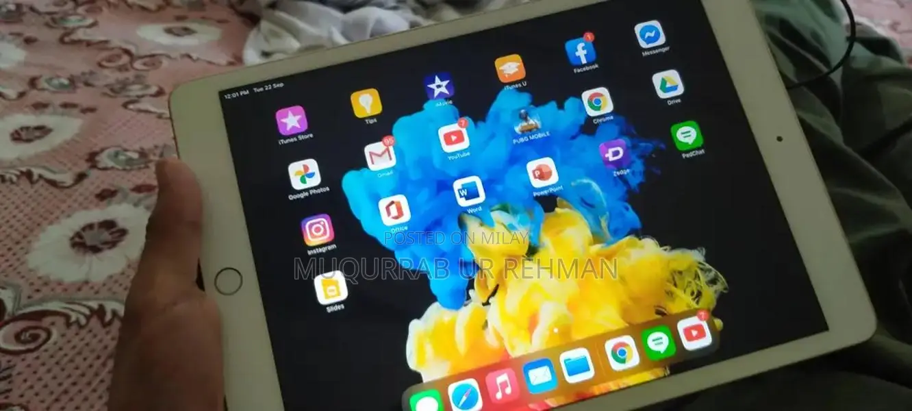 Apple iPad 7th Generation Tablet - Golden 32GB