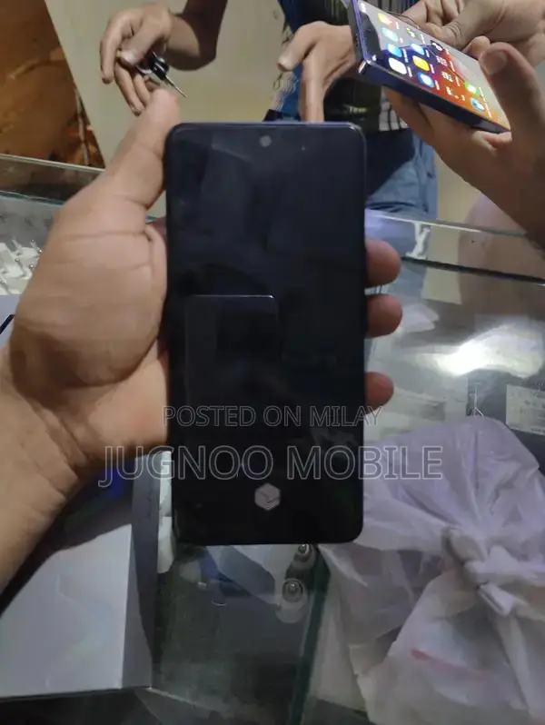 Vivo V27E Smartphone - 8GB RAM, 256GB Storage