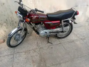 Honda Motorcycle 125cc Single Cylinder Bike