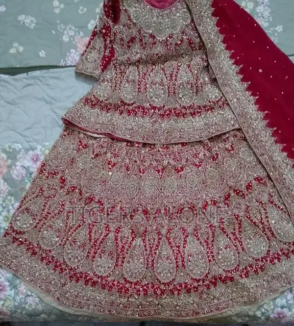 Elegant Bridal Wedding Dress - Gently Used, Great Condition