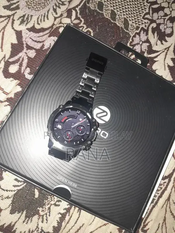 Zero Revoltt Pro Smart Watch with Game Features and Battery Backup