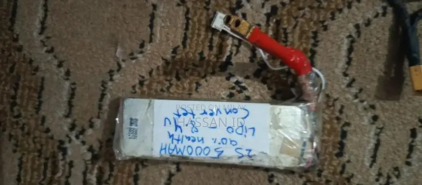 LiPo Battery with Separate Connector in Fair Condition