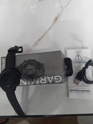 Garmin Approach S12 GPS Golf Watch - Precision Performance for Golfers