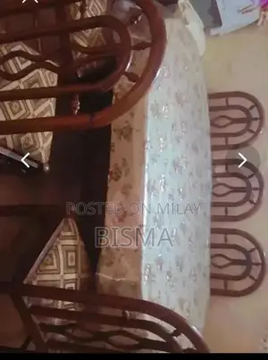 Wooden 6-Seater Oval Dining Table with Removable Seats and Top