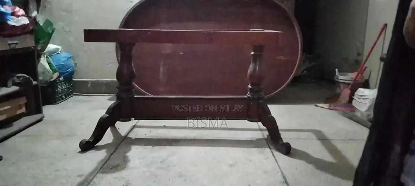 Wooden 6-Seater Oval Dining Table with Removable Seats and Top