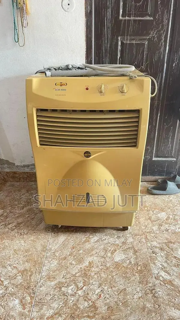 Super Asia Portable Cooler with Advanced Cooling Technology