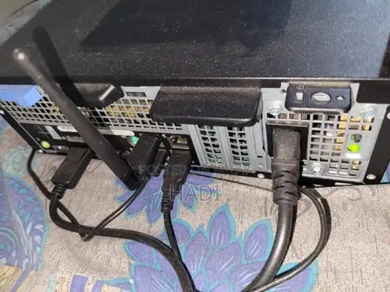 Dell Desktop PC Core i5 6th Gen with AMD Graphics