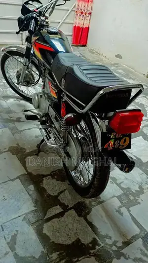 Photo - 2014 Bike in Excellent Condition - Red Color