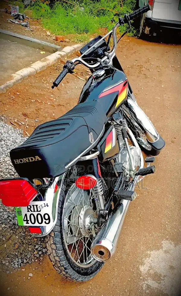 2014 Bike in Excellent Condition - Red Color