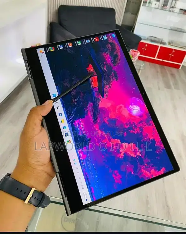 Lenovo ThinkPad X1 Yoga 2-in-1 Touchscreen Laptop