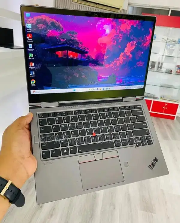 Lenovo ThinkPad X1 Yoga 2-in-1 Touchscreen Laptop