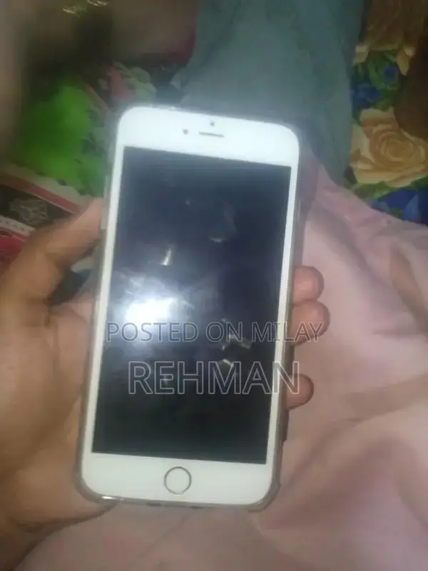 Apple iPhone 6 Plus Partially Functional Smartphone
