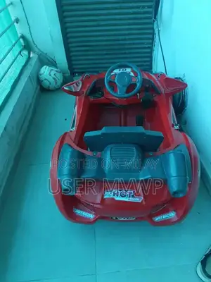 Kids Electric Ride-On Car with Good Battery Performance