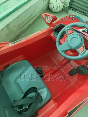 Kids Electric Ride-On Car with Good Battery Performance