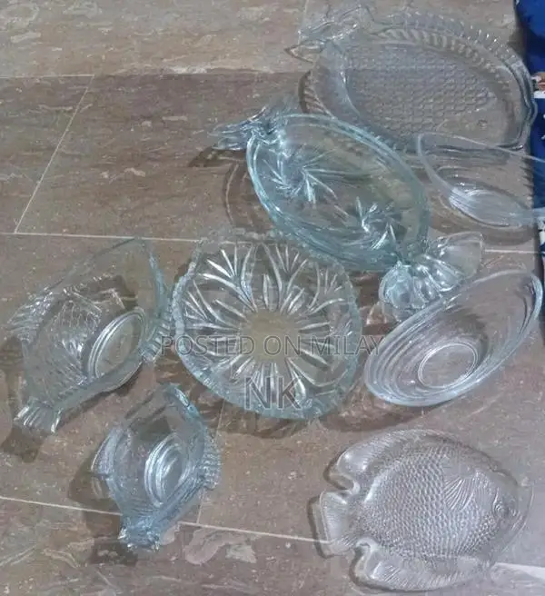 Complete Diner Kitchenware Set with Multiple Pieces