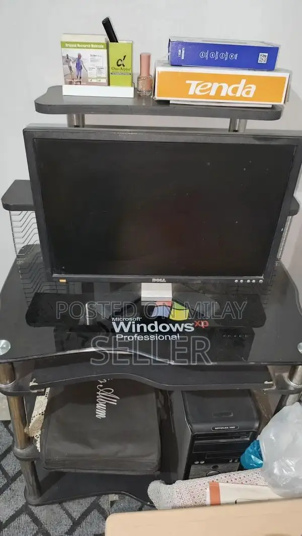 Compact Computer Table in Excellent Condition